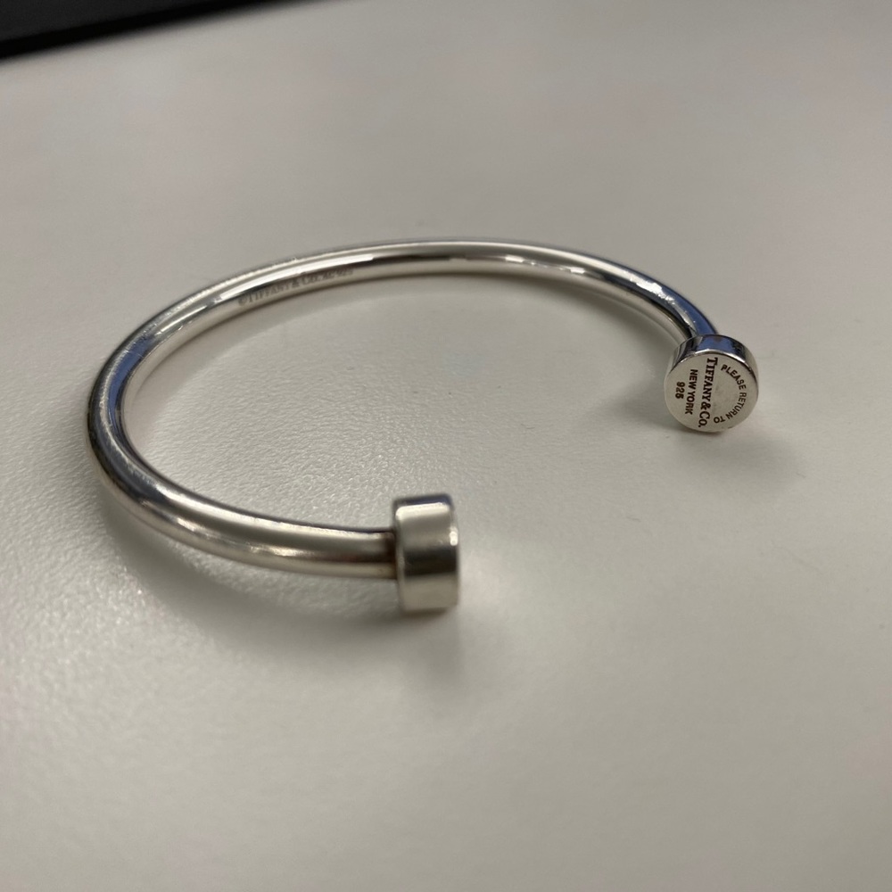 Return to Tiffany narrow circle edge cuff bracelet